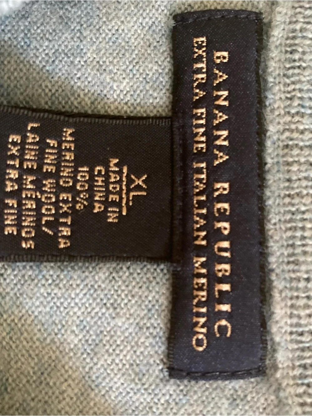 Banana Republic Men’s Blue Argyle Sweater XL